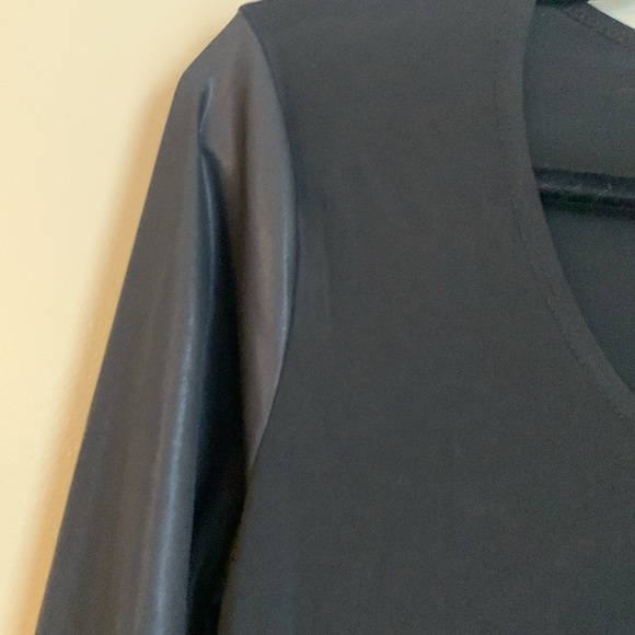 Bryn Walker Women's Long Sleeve Shirt size large black layers contrasting fabric - Picture 4 of 7